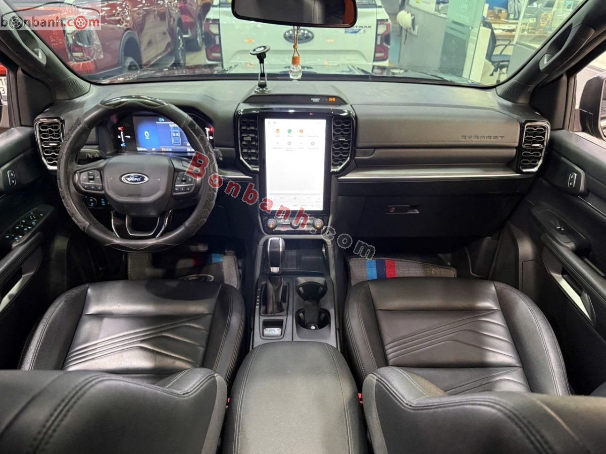 Bán ô tô Ford Everest Titanium 2.0L 4x2 AT - 2022 - xe cũ