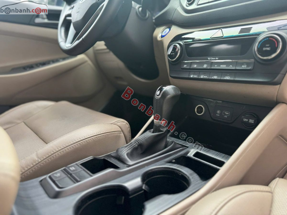 Bán ô tô Hyundai Tucson 2.0 AT - 2017 - xe cũ