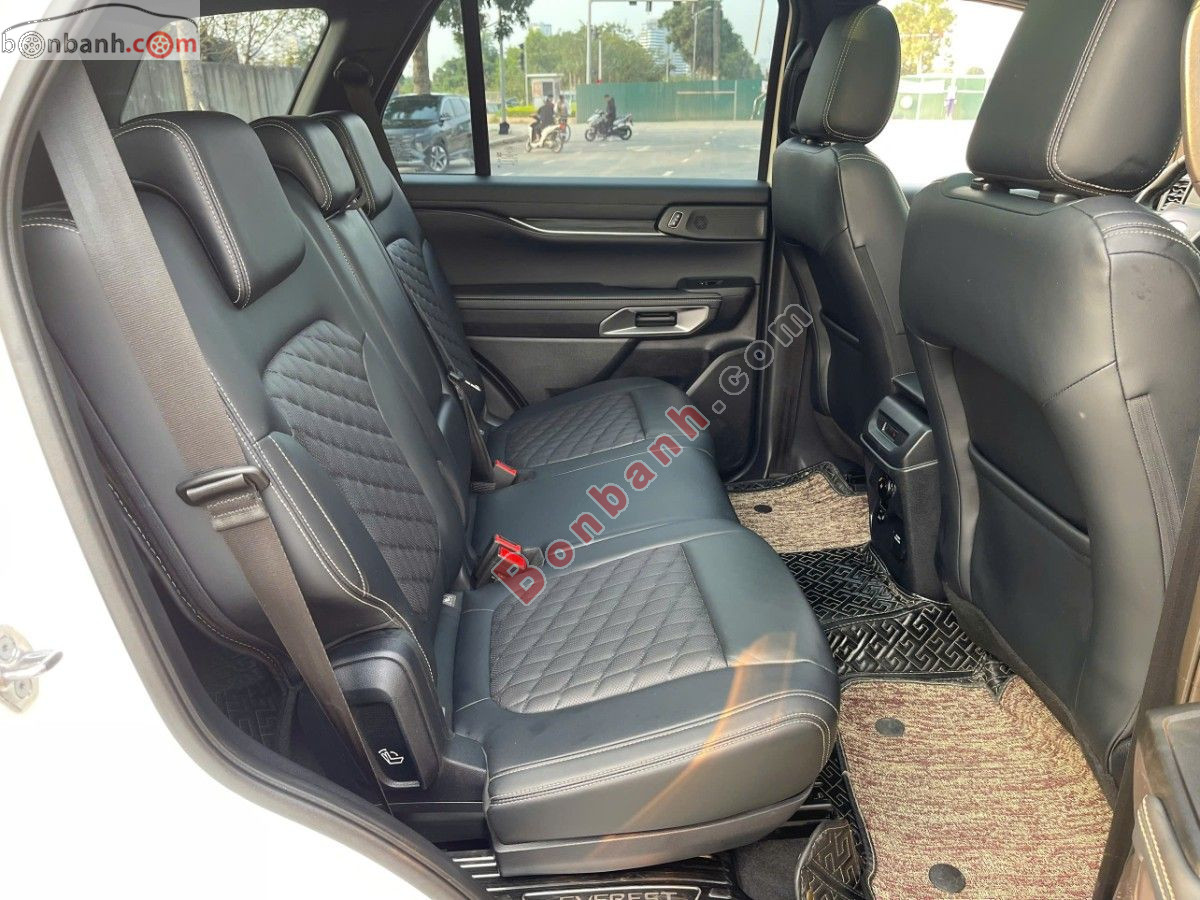 Bán ô tô Ford Everest Platinum 2.0L 4x4 AT - 2024 - xe cũ