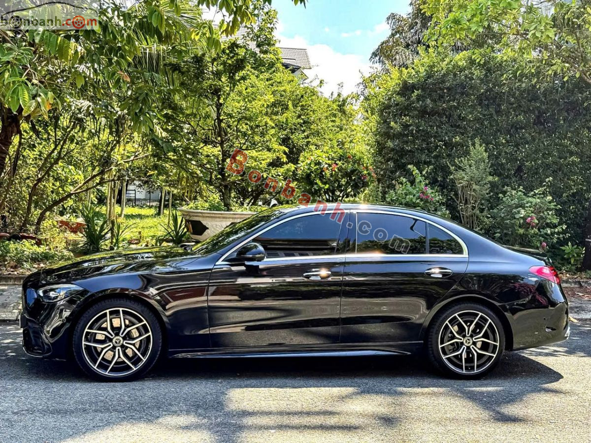 Bán ô tô Mercedes Benz C class C300 AMG - 2022 - xe cũ
