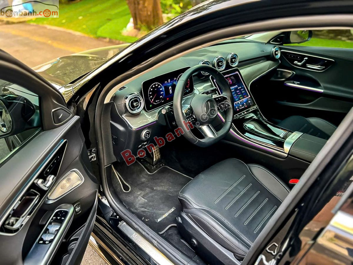 Bán ô tô Mercedes Benz C class C300 AMG - 2022 - xe cũ