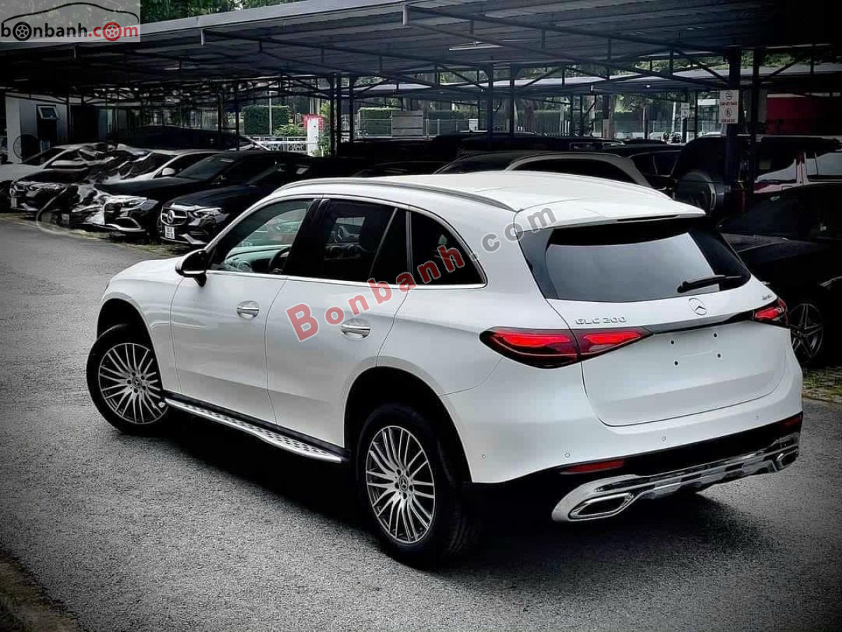 Bán ô tô Mercedes Benz GLC 200 4Matic - 2026 - xe mới