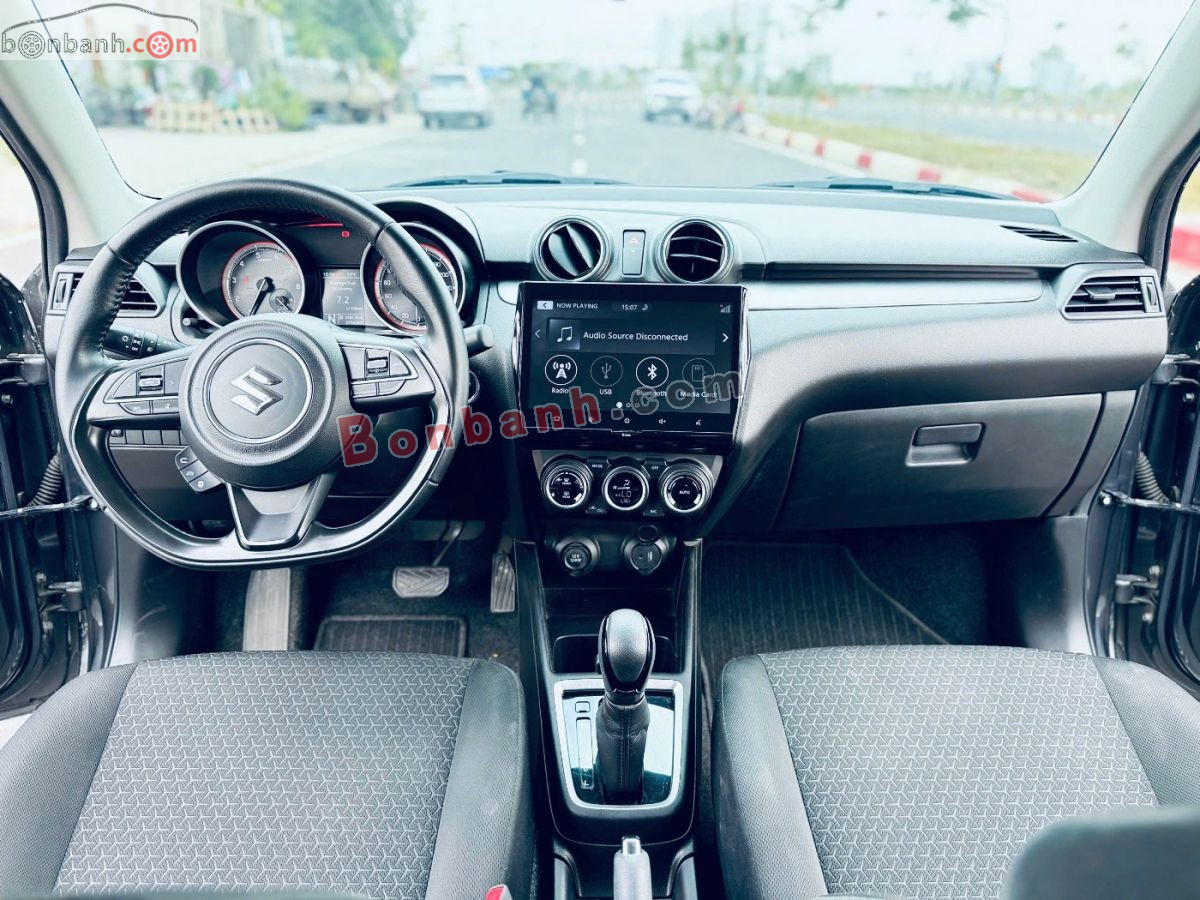 Bán ô tô Suzuki Swift GLX 1.2 AT - 2021 - xe cũ