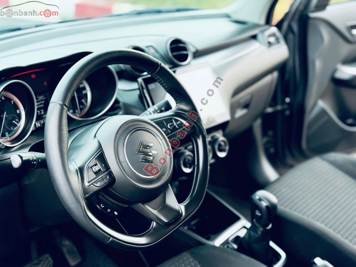 Bán ô tô Suzuki Swift GLX 1.2 AT - 2021 - xe cũ
