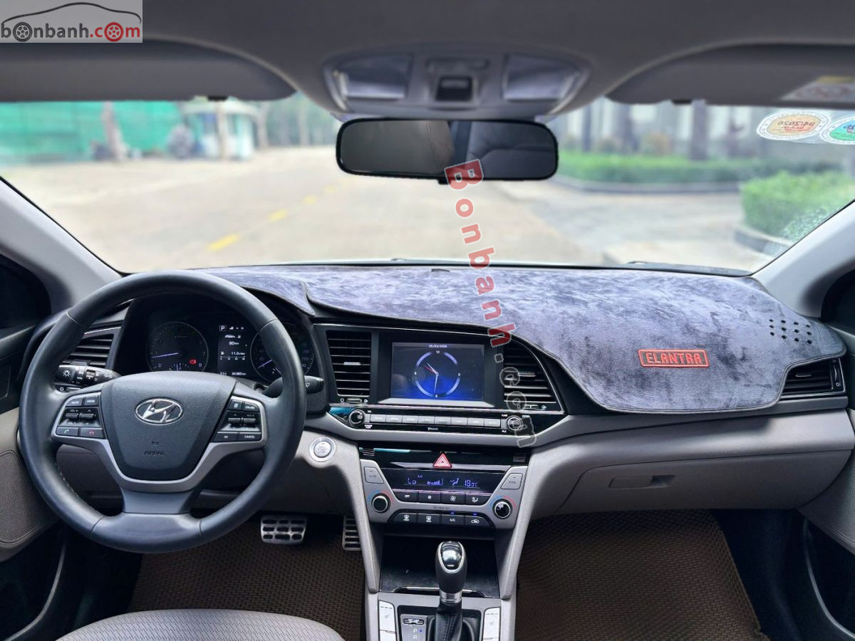 Bán ô tô Hyundai Elantra 2.0 AT - 2016 - xe cũ