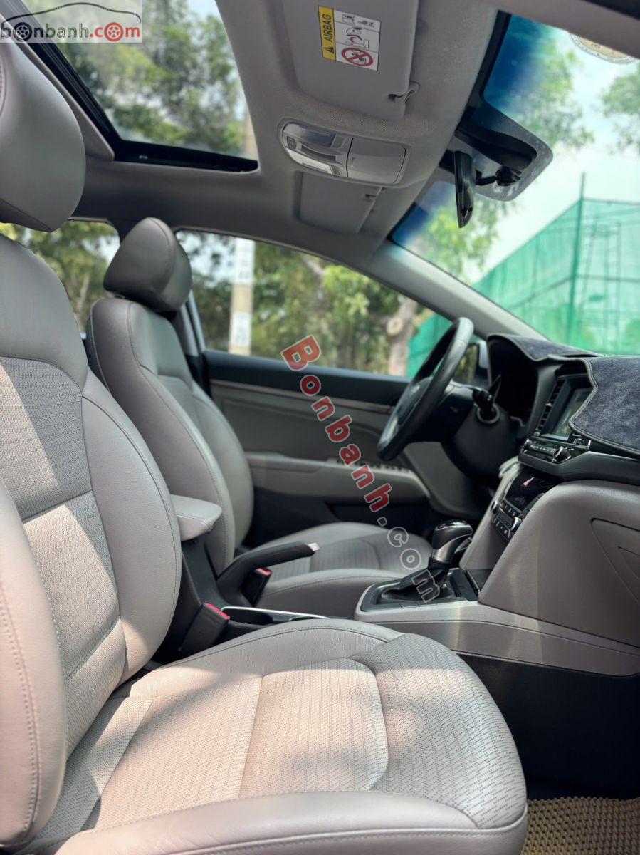 Bán ô tô Hyundai Elantra 2.0 AT - 2016 - xe cũ