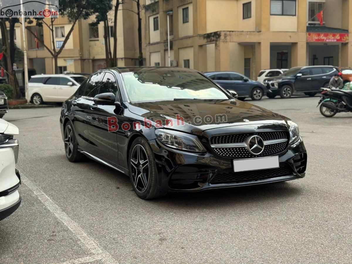 Bán ô tô Mercedes Benz C class C300 AMG - 2021 - xe cũ