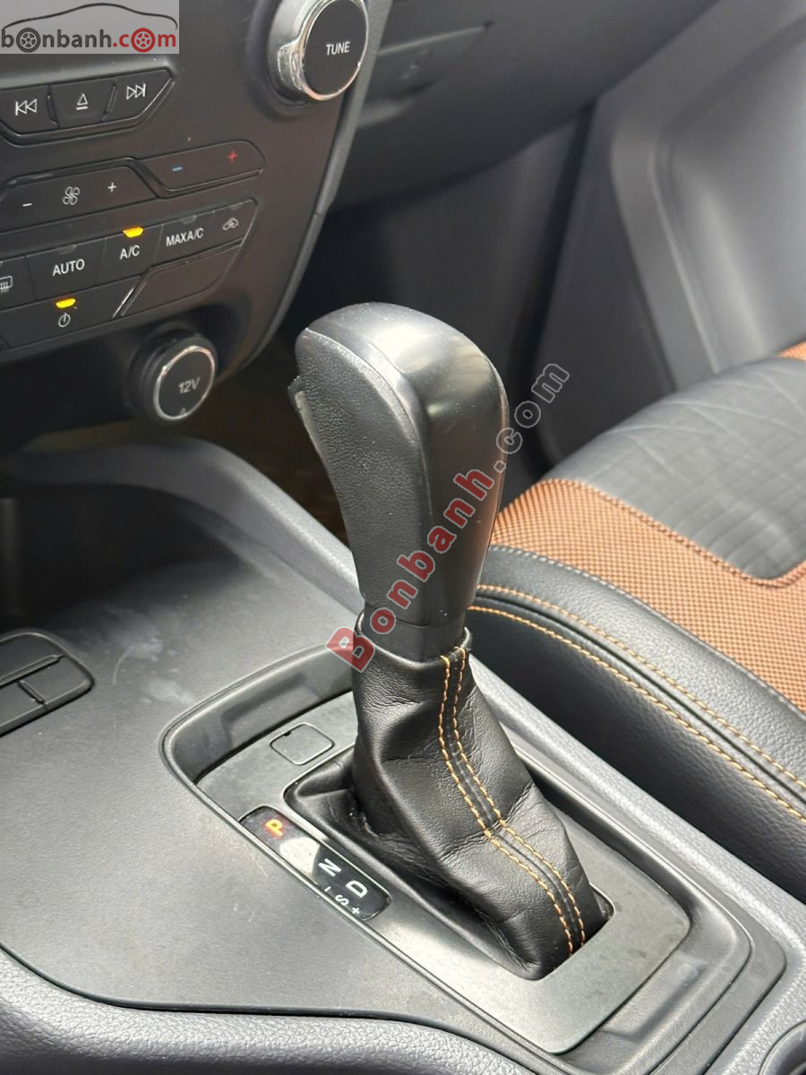 Bán ô tô Ford Ranger Wildtrak 2.2L 4x2 AT - 2017 - xe cũ