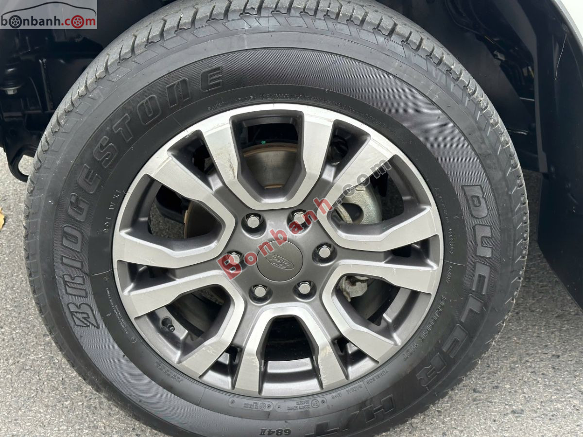 Bán ô tô Ford Ranger Wildtrak 2.2L 4x2 AT - 2017 - xe cũ