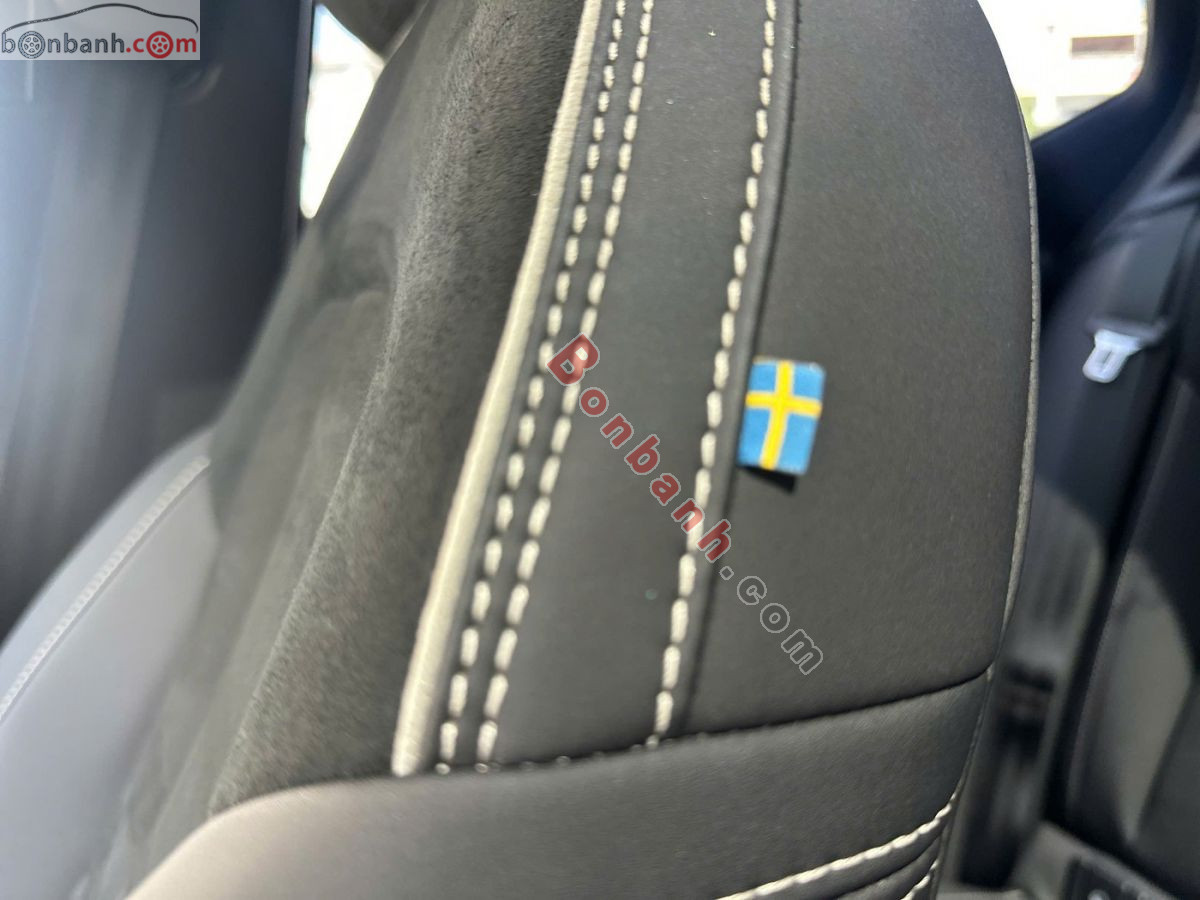 Bán ô tô Volvo XC40 Ultimate B5 AWD - 2024 - xe cũ