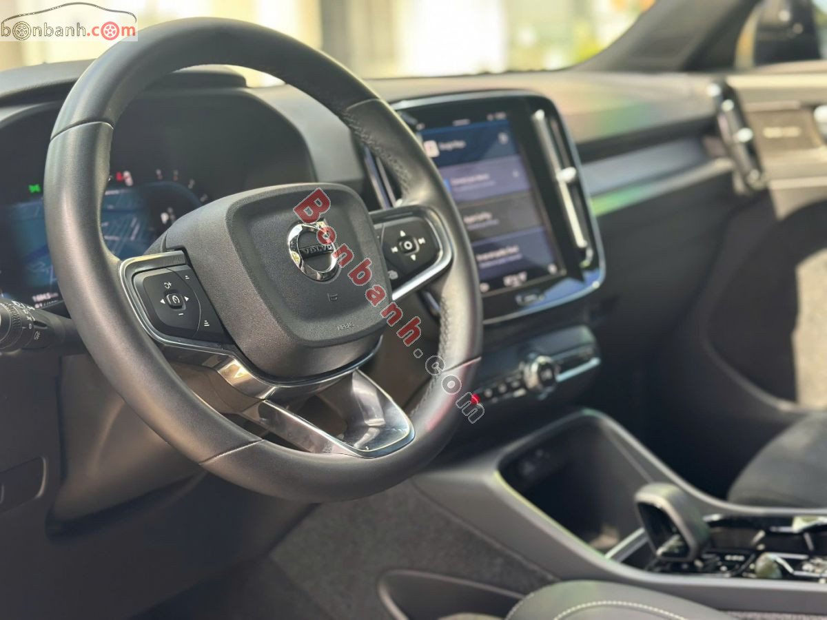 Bán ô tô Volvo XC40 Ultimate B5 AWD - 2024 - xe cũ