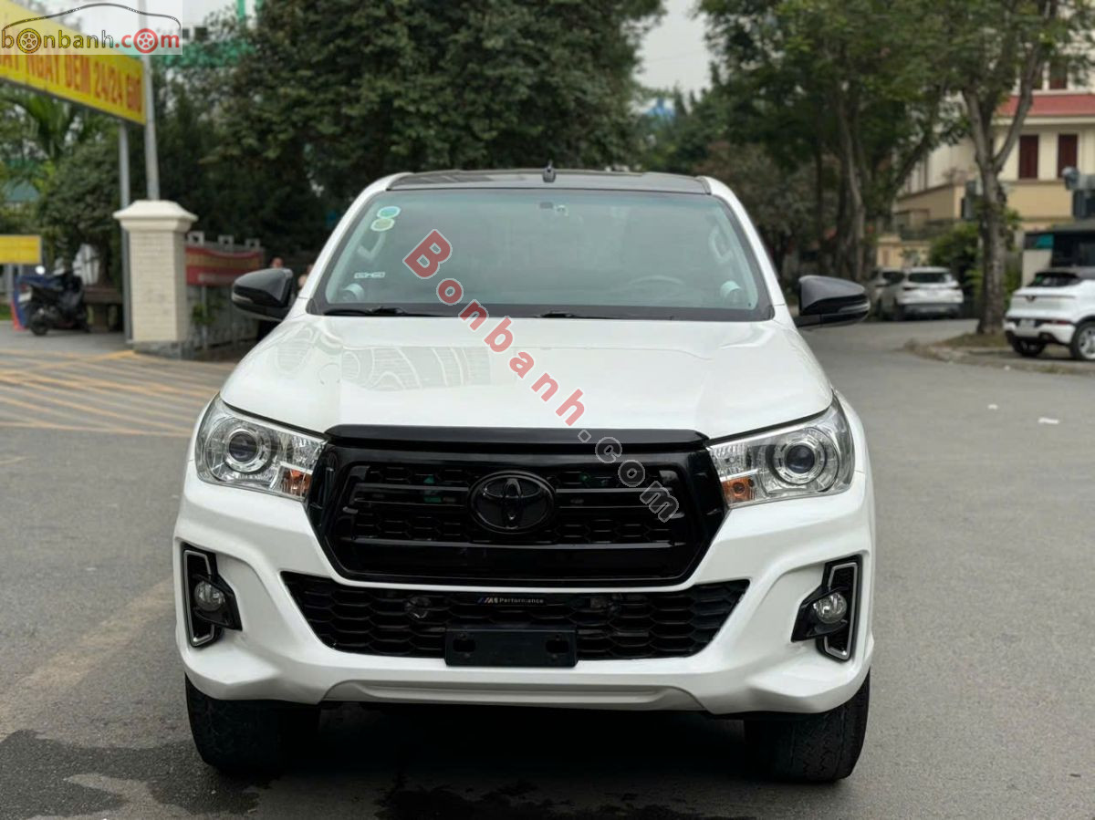 Bán ô tô Toyota Hilux 2.4E 4x2 AT - 2018 - xe cũ