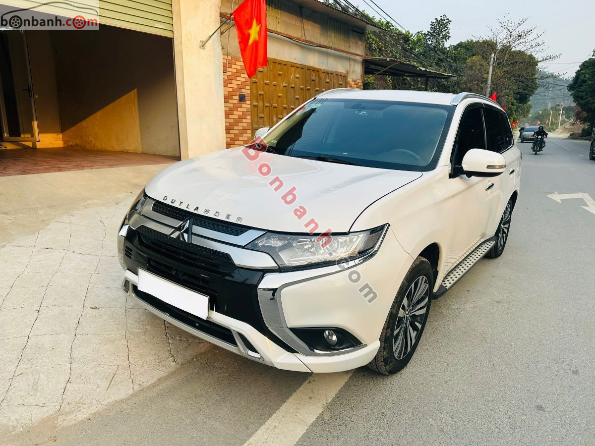 Bán ô tô Mitsubishi Outlander 2.0 CVT - 2022 - xe cũ