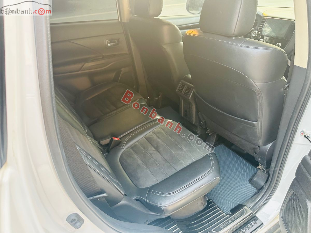 Bán ô tô Mitsubishi Outlander 2.0 CVT - 2022 - xe cũ