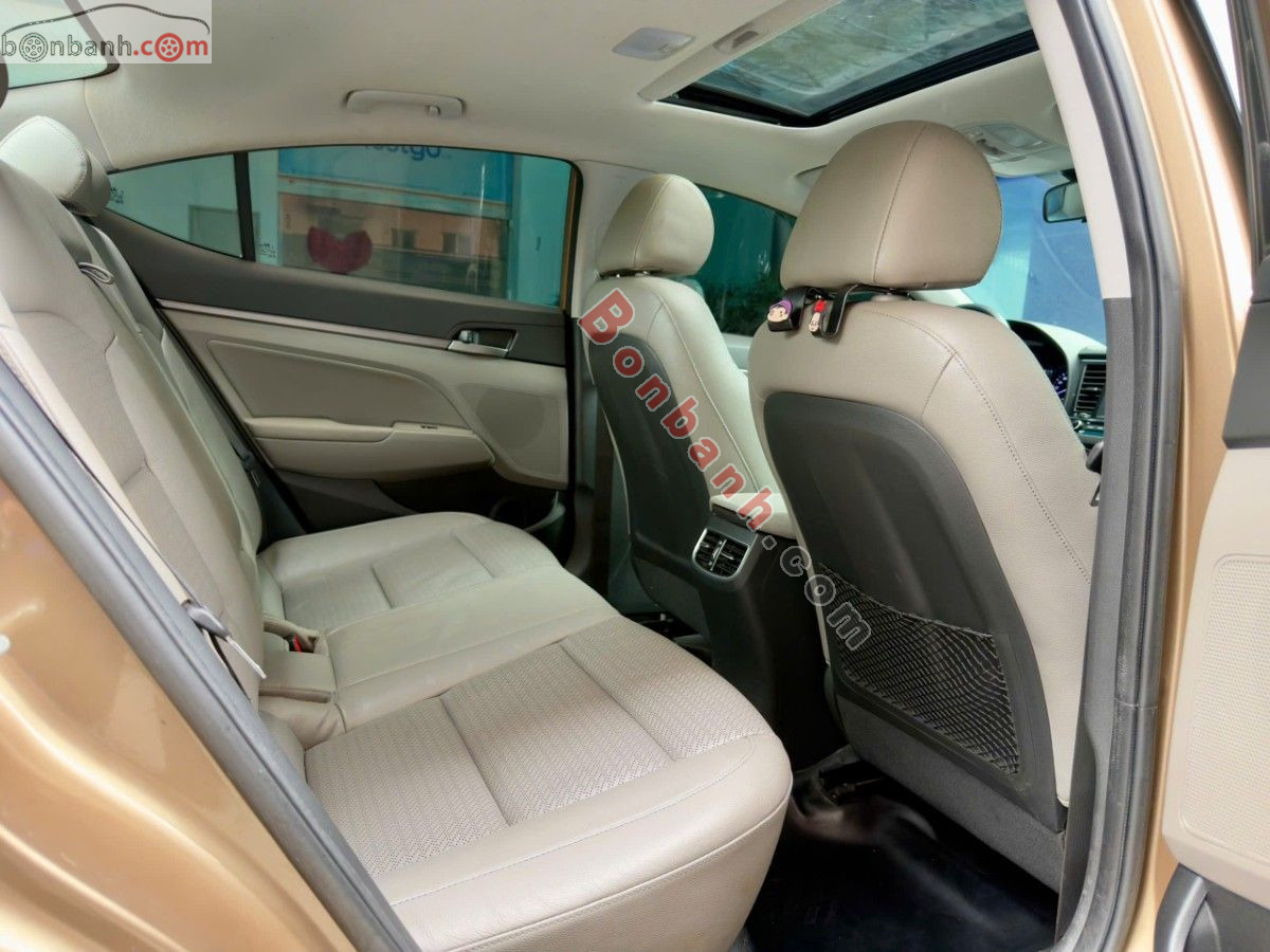 Bán ô tô Hyundai Elantra 2.0 AT - 2016 - xe cũ