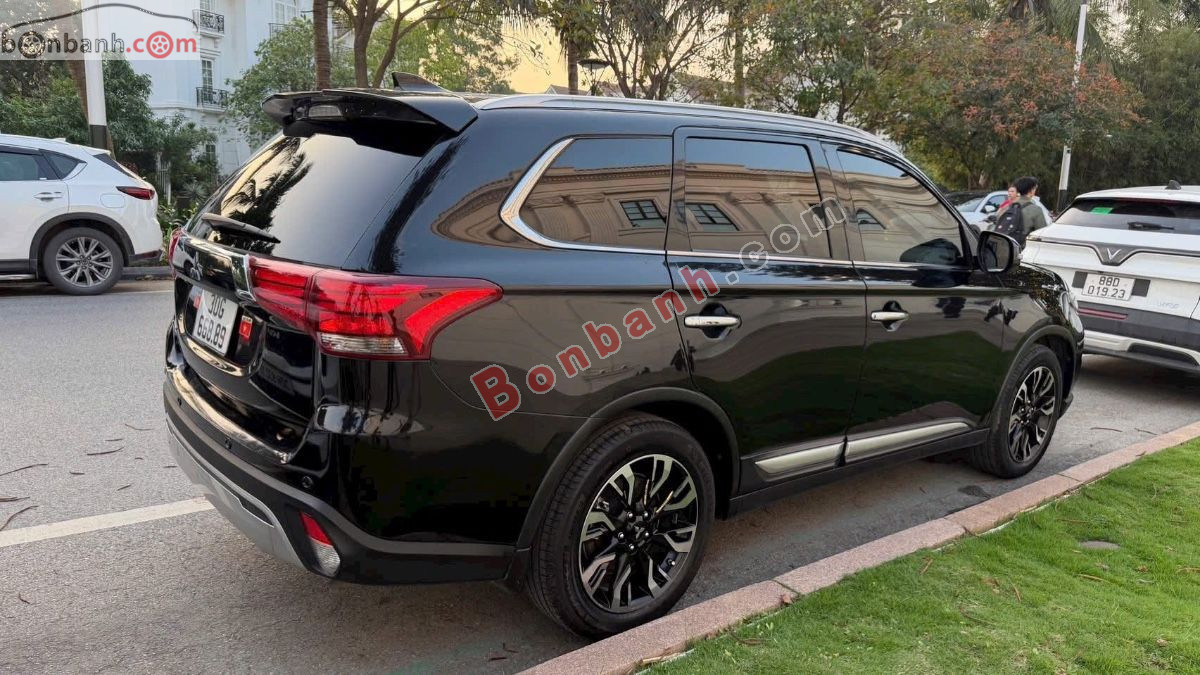 Bán ô tô Mitsubishi Outlander 2.4 CVT Premium - 2020 - xe cũ