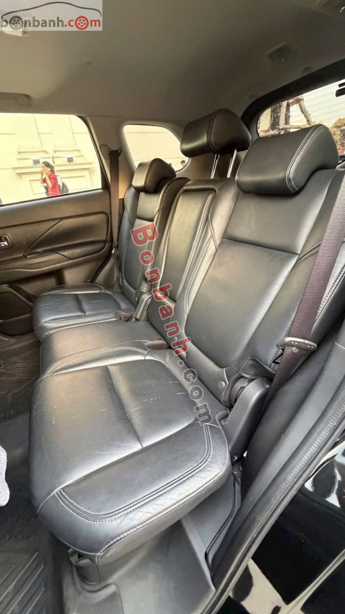 Bán ô tô Mitsubishi Outlander 2.4 CVT Premium - 2020 - xe cũ