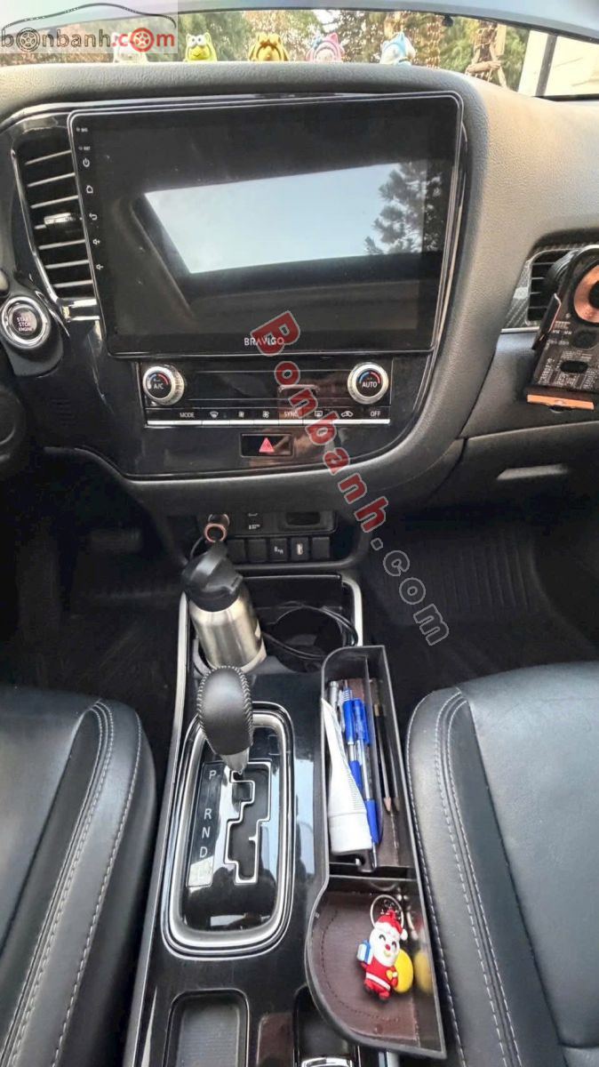 Bán ô tô Mitsubishi Outlander 2.4 CVT Premium - 2020 - xe cũ