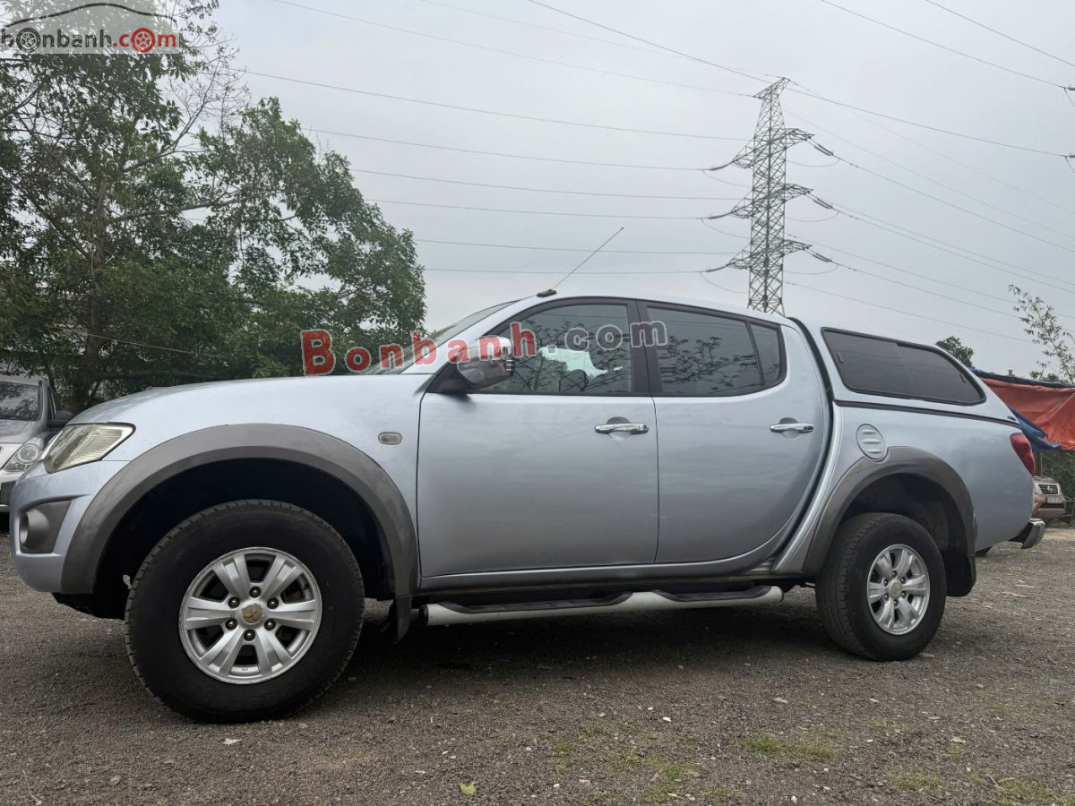Bán ô tô Mitsubishi Triton GLS 4x4 AT - 2011 - xe cũ