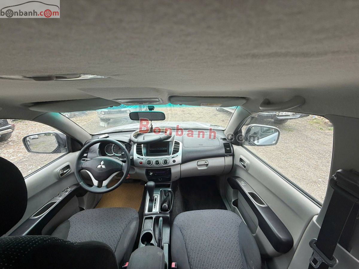 Bán ô tô Mitsubishi Triton GLS 4x4 AT - 2011 - xe cũ