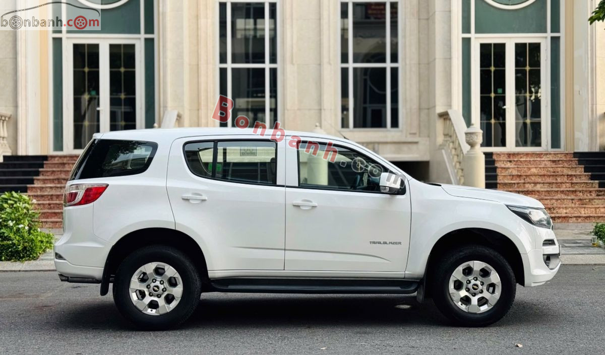 Bán ô tô Chevrolet Trailblazer LT 2.5L VGT 4x2 AT - 2018 - xe cũ