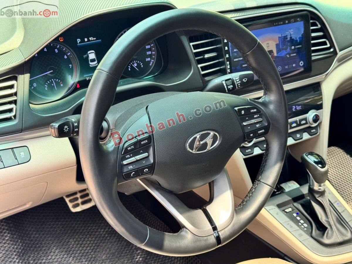 Bán ô tô Hyundai Elantra 2.0 AT - 2021 - xe cũ