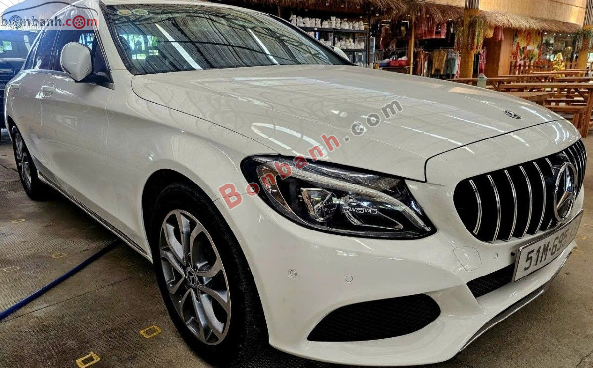 Bán ô tô Mercedes Benz C class C200 - 2018 - xe cũ