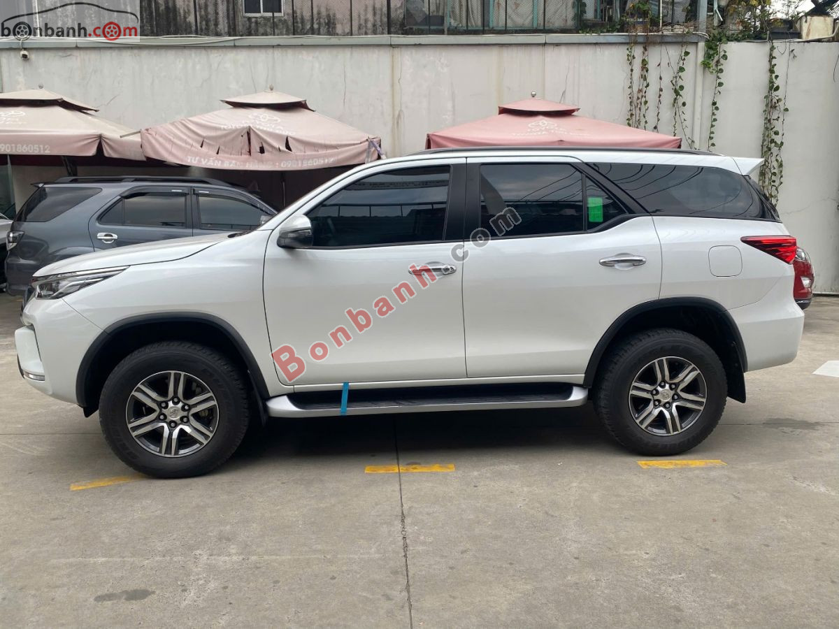Bán ô tô Toyota Fortuner 2.4L 4x2 AT - 2022 - xe cũ