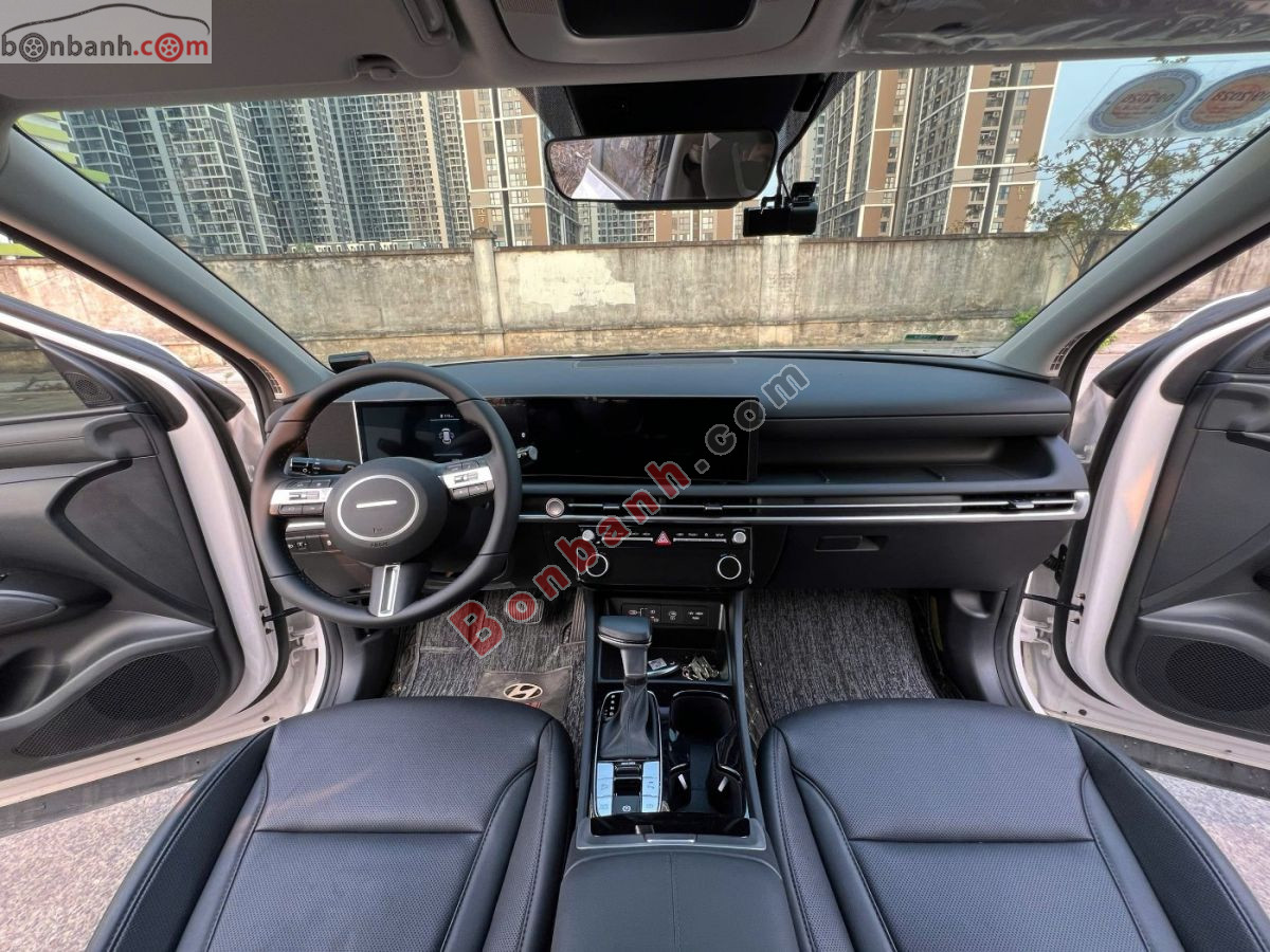 Bán ô tô Hyundai Tucson 2.0 AT Tiêu chuẩn - 2025 - xe cũ