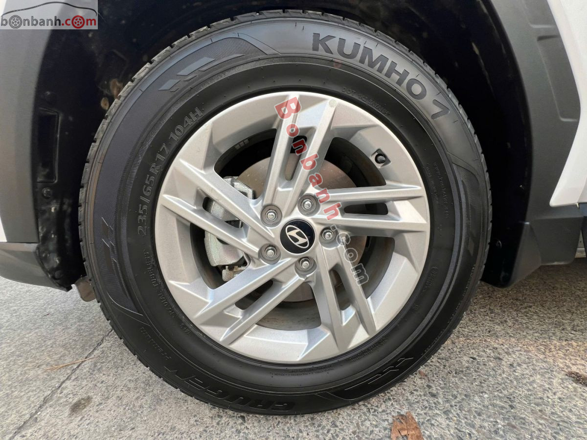 Bán ô tô Hyundai Tucson 2.0 AT Tiêu chuẩn - 2025 - xe cũ