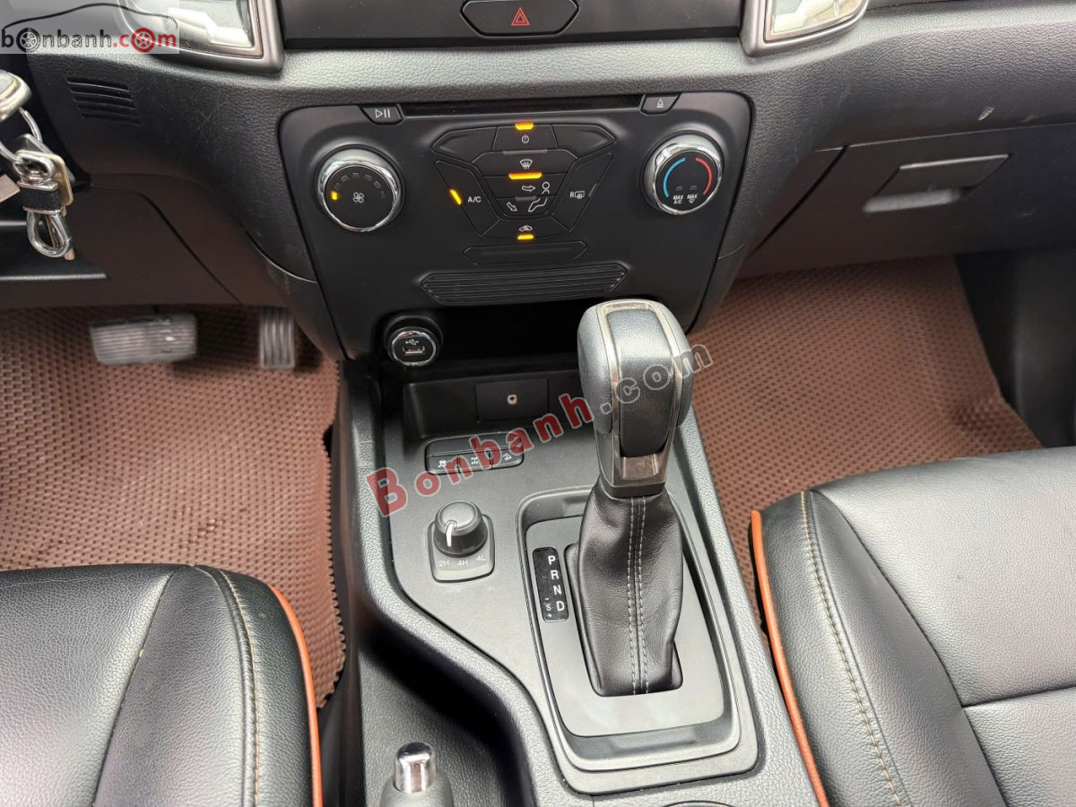 Bán ô tô Ford Ranger XLT 2.2L 4x4 AT - 2019 - xe cũ