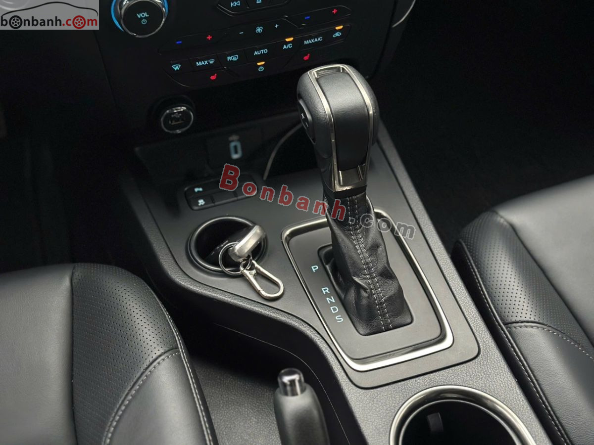 Bán ô tô Ford Everest Titanium 2.0L 4x2 AT - 2020 - xe cũ