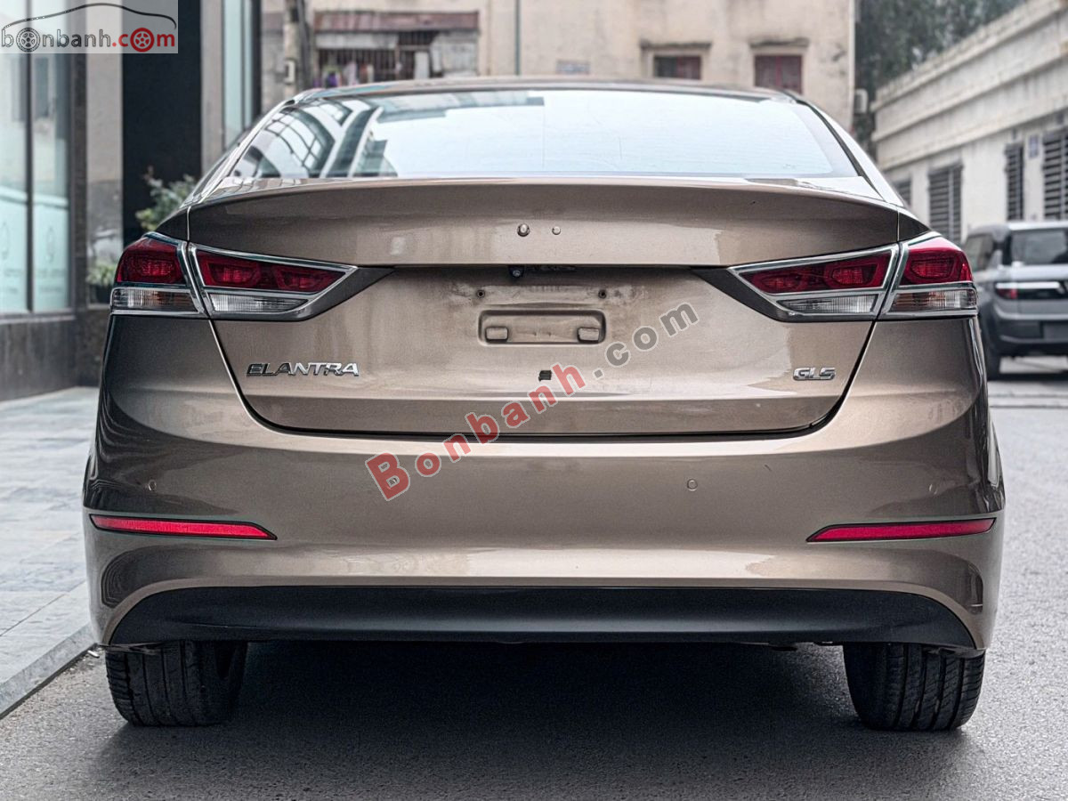 Bán ô tô Hyundai Elantra 2.0 AT - 2016 - xe cũ