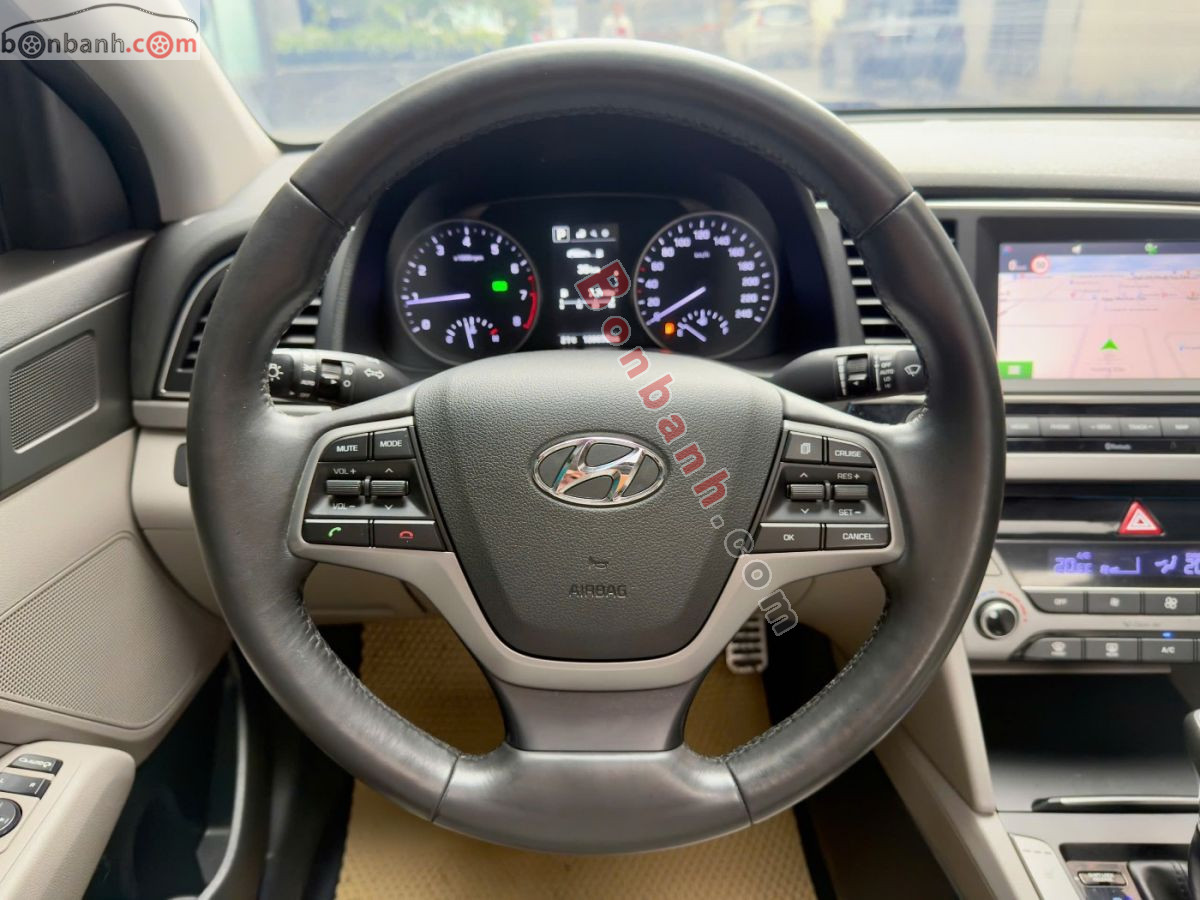 Bán ô tô Hyundai Elantra 2.0 AT - 2016 - xe cũ