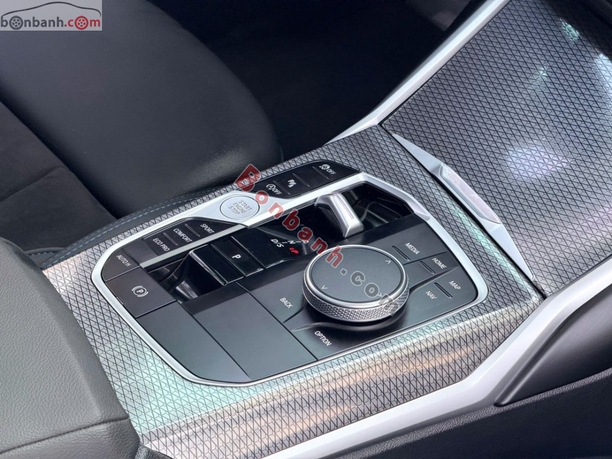 Bán ô tô BMW 3 Series 330i M Sport - 2024 - xe cũ