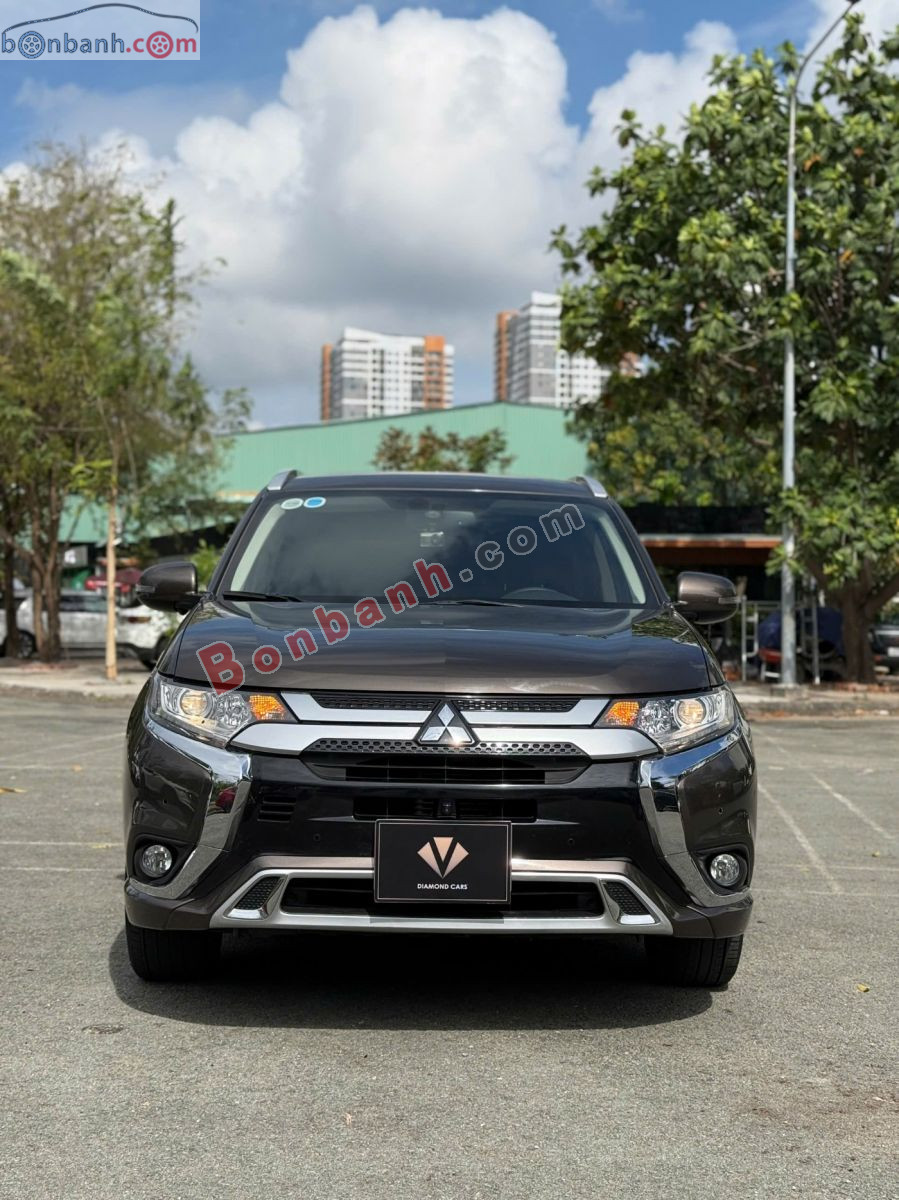 Bán ô tô Mitsubishi Outlander 2.0 CVT - 2023 - xe cũ