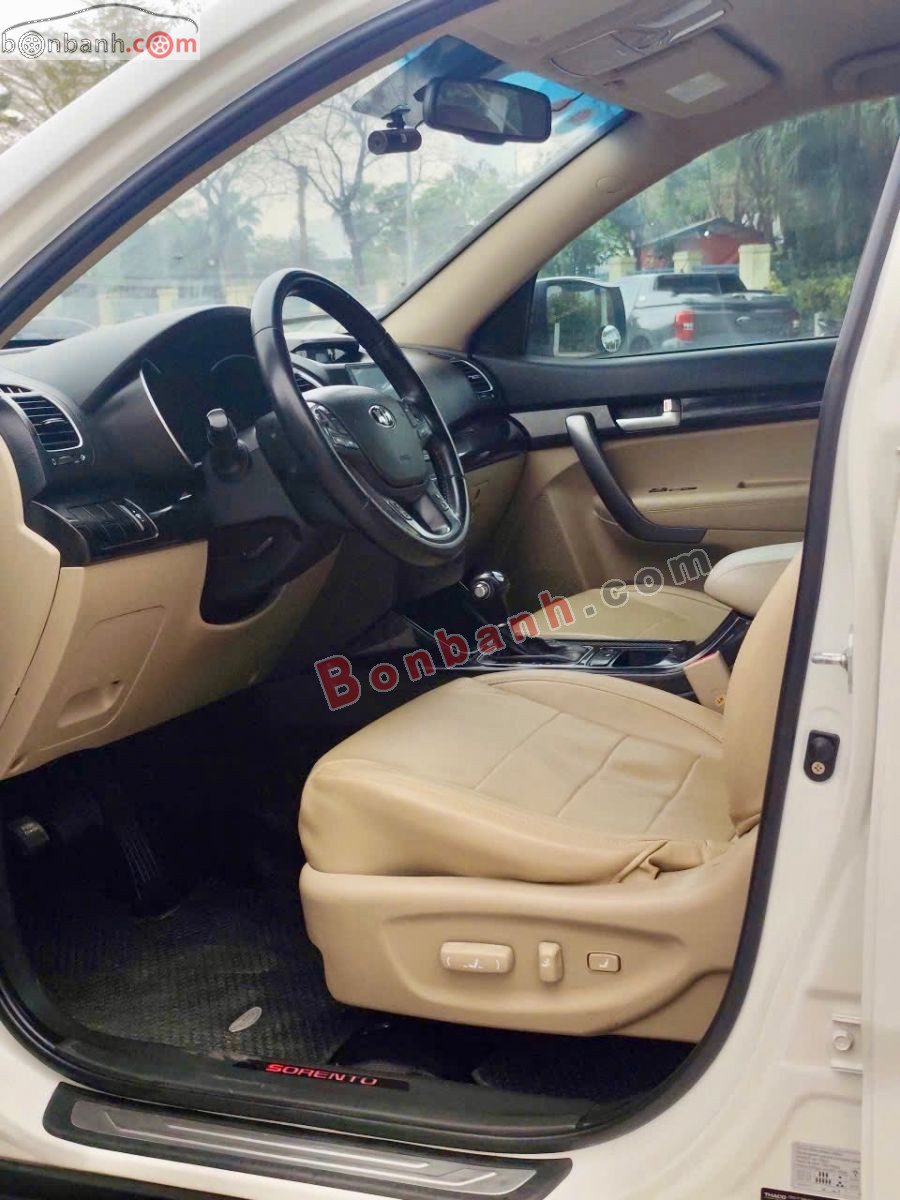 Bán ô tô Kia Sorento 2.4 GAT Deluxe - 2019 - xe cũ