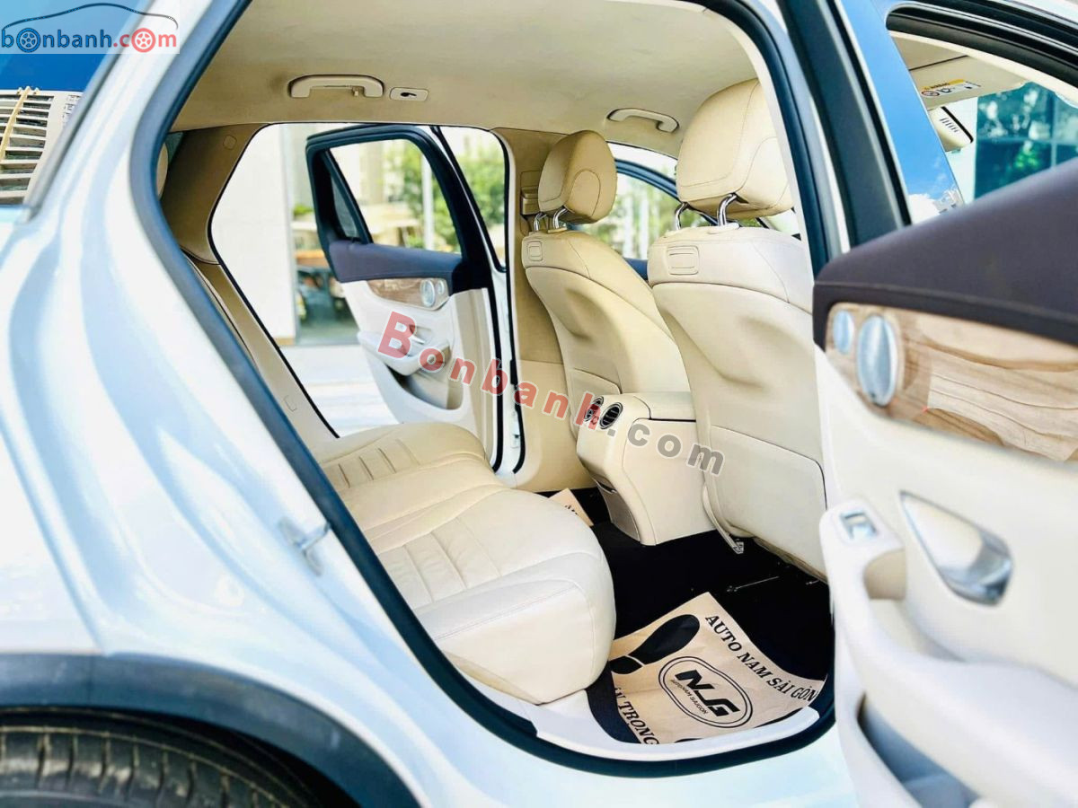 Bán ô tô Mercedes Benz GLC 250 4Matic - 2018 - xe cũ