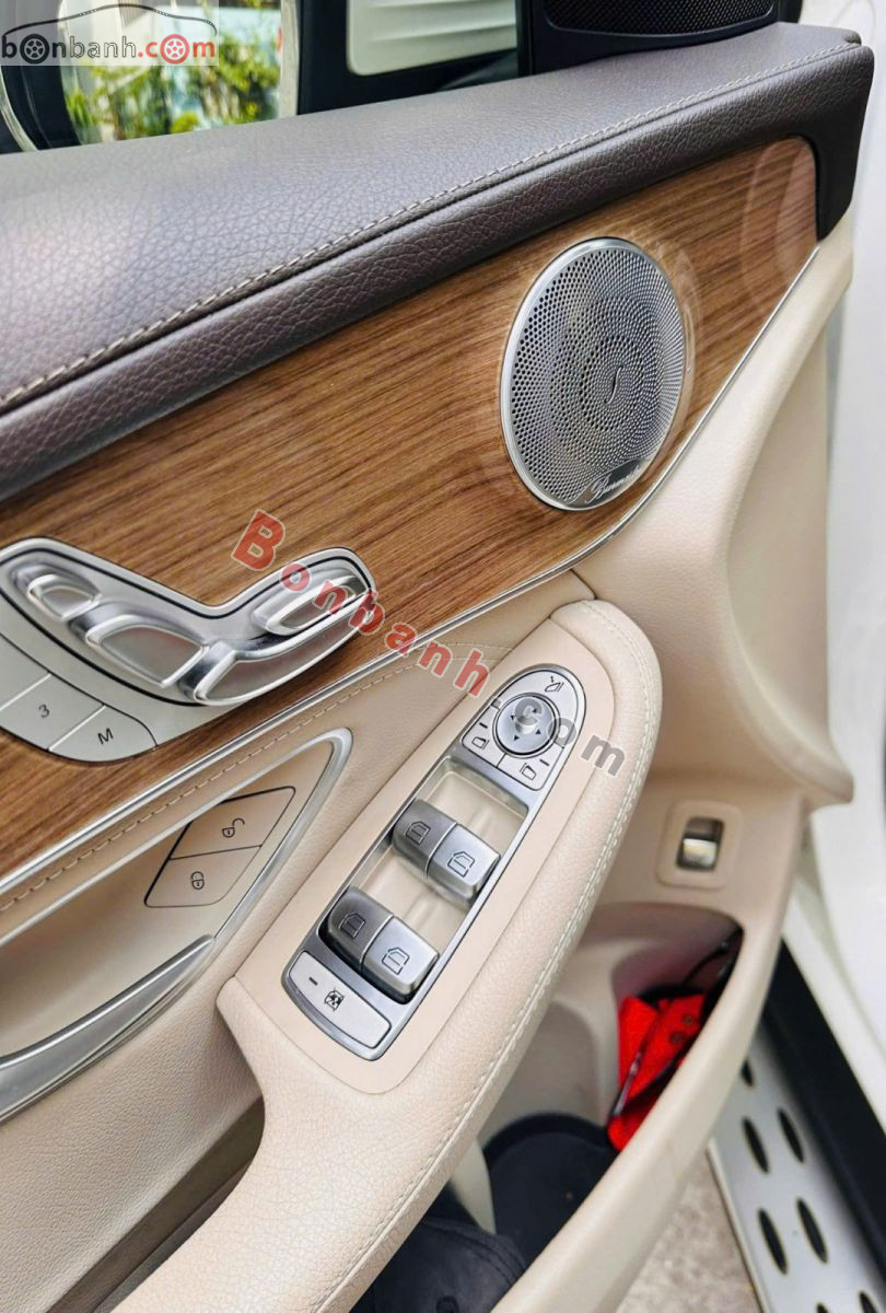 Bán ô tô Mercedes Benz GLC 250 4Matic - 2018 - xe cũ