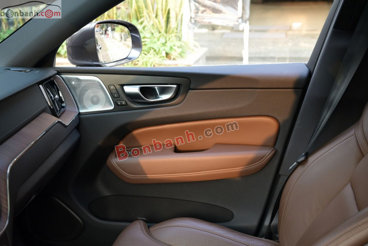 Bán ô tô Volvo XC60 Ultimate Bright B6 AWD - 2023 - xe cũ