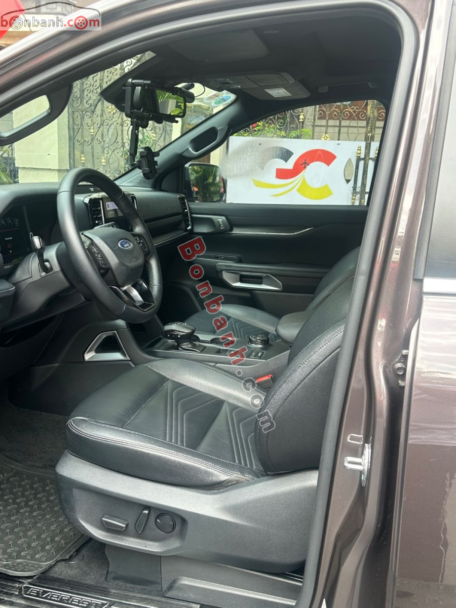 Bán ô tô Ford Everest Titanium Plus 2.0L 4x4 AT - 2022 - xe cũ
