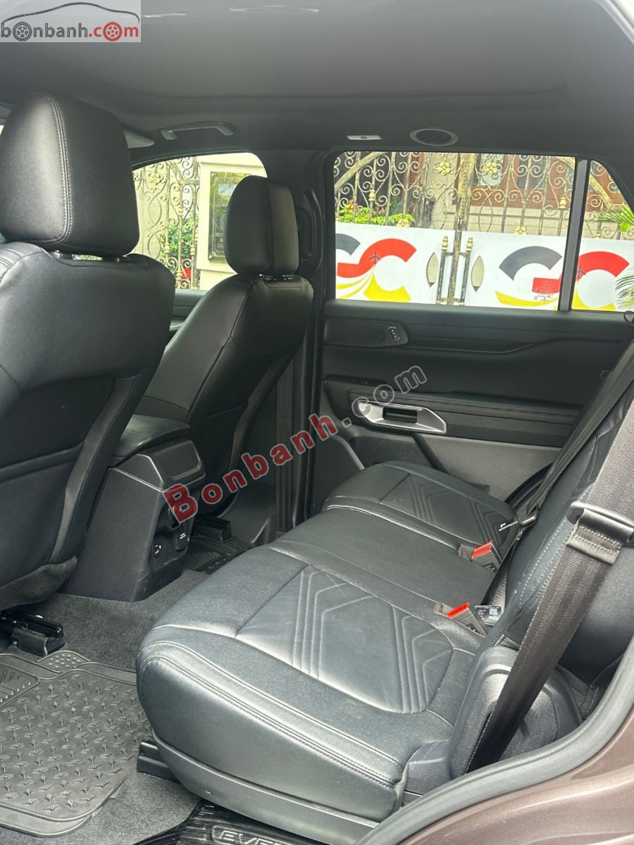 Bán ô tô Ford Everest Titanium Plus 2.0L 4x4 AT - 2022 - xe cũ
