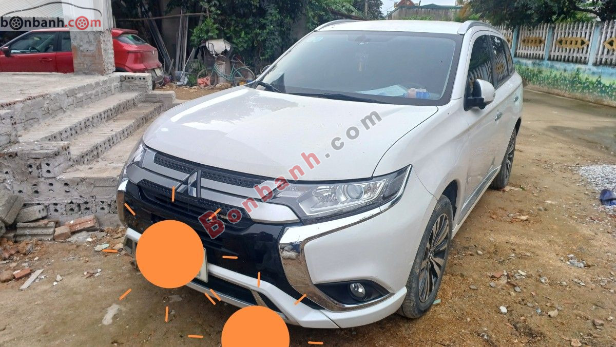Bán ô tô Mitsubishi Outlander 2.0 CVT - 2022 - xe cũ