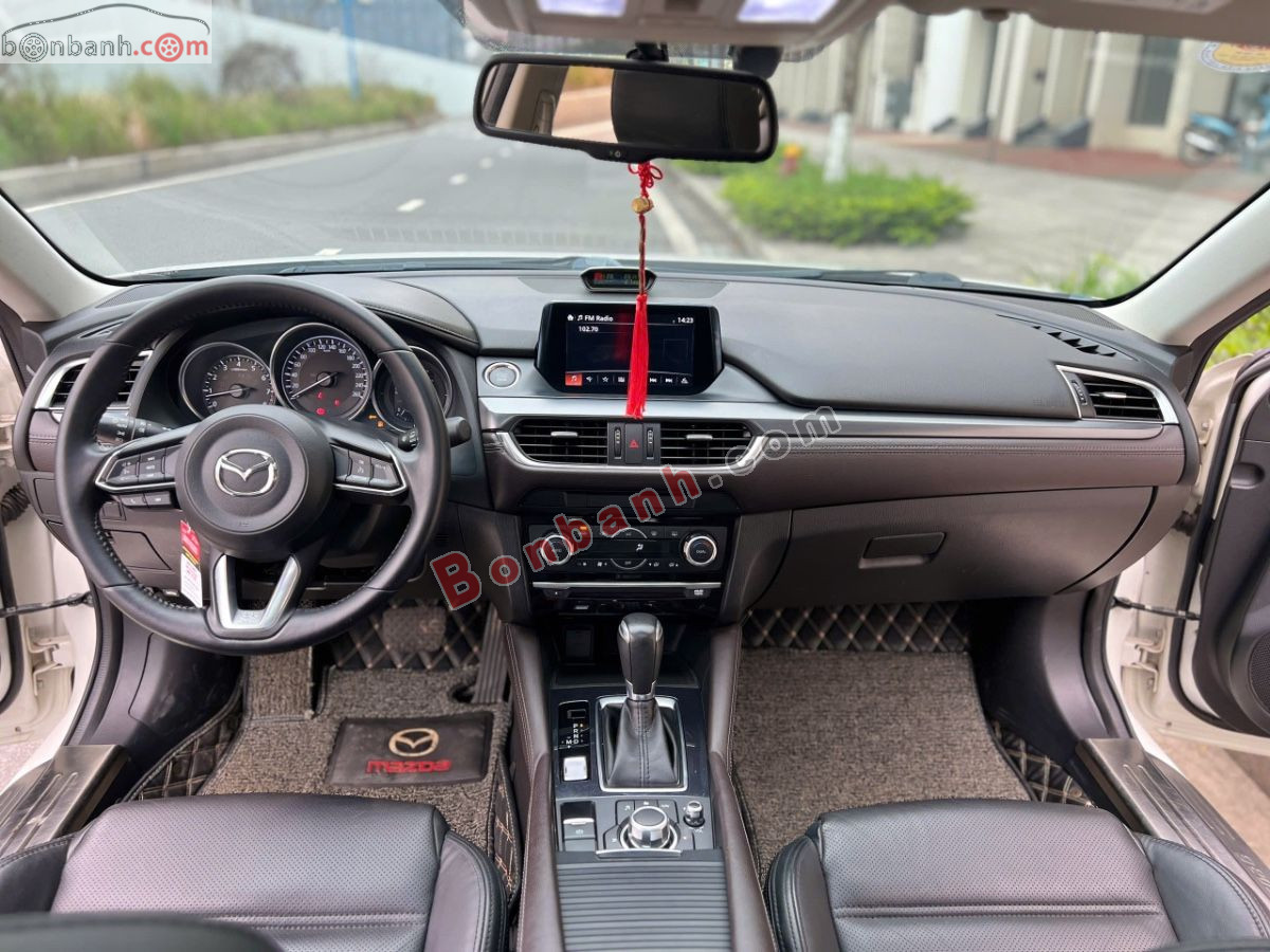 Bán ô tô Mazda 6 Premium 2.0 AT - 2019 - xe cũ