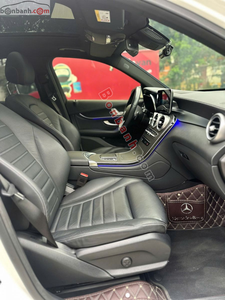 Bán ô tô Mercedes Benz GLC 300 4Matic - 2021 - xe cũ
