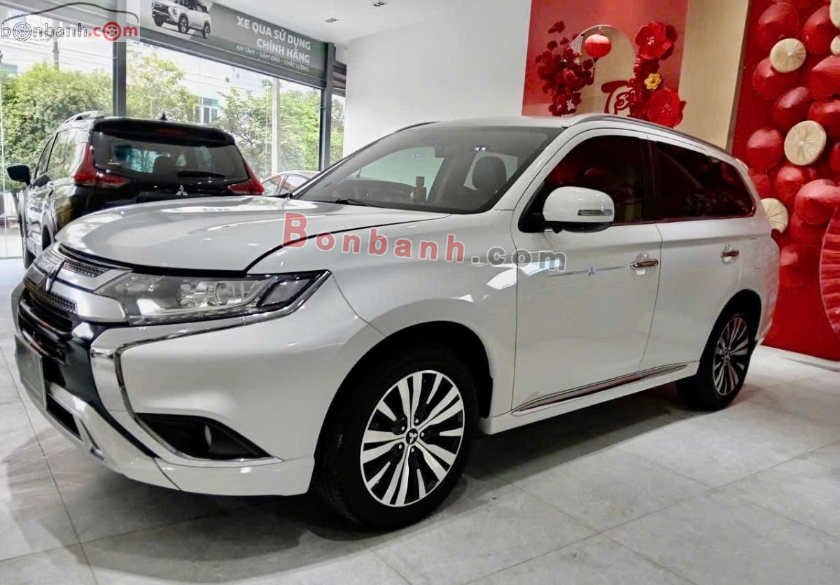 Bán ô tô Mitsubishi Outlander 2.0 CVT - 2022 - xe cũ