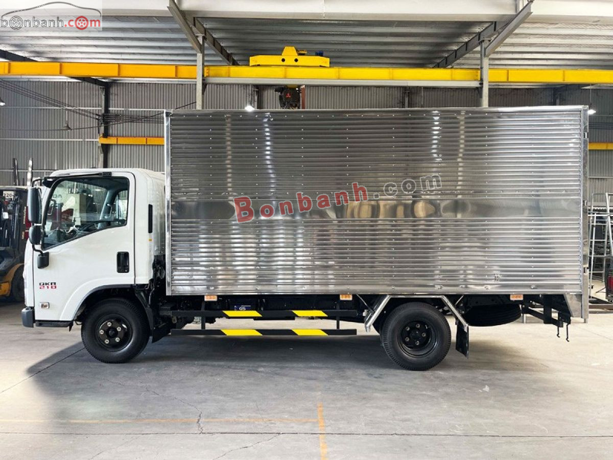 Bán ô tô Isuzu QKR QMR77HE5A Thùng Kín - 2025 - xe mới