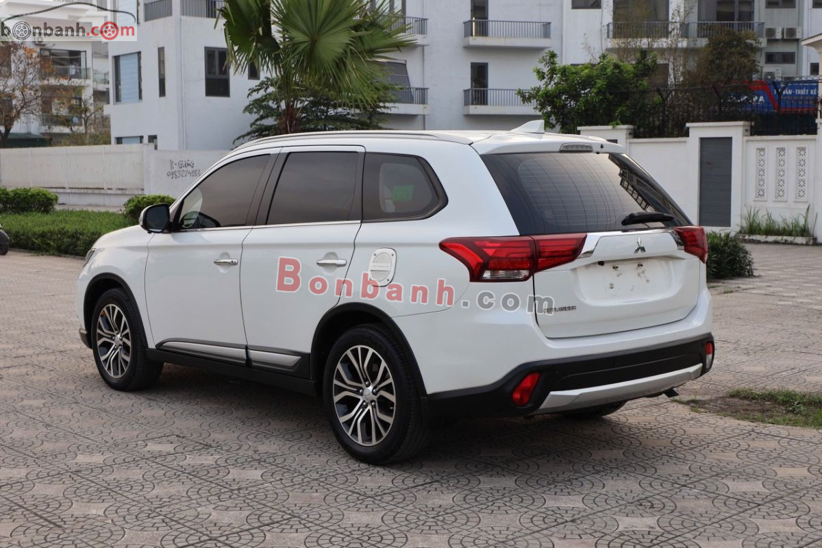 Bán ô tô Mitsubishi Outlander 2.0 CVT - 2019 - xe cũ