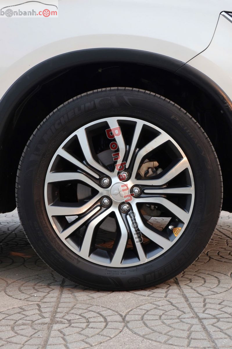 Bán ô tô Mitsubishi Outlander 2.0 CVT - 2019 - xe cũ