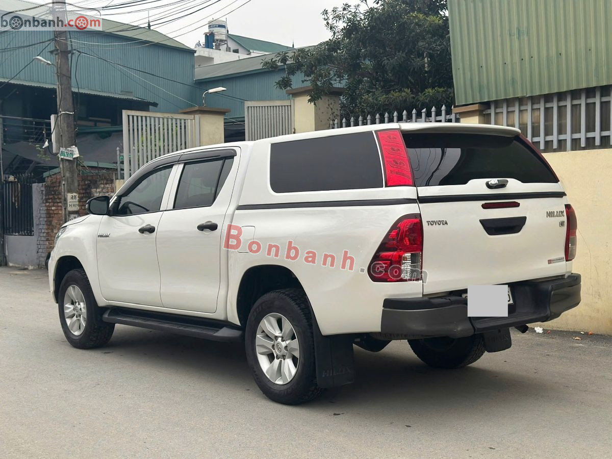 Bán ô tô Toyota Hilux 2.4E 4x2 AT - 2019 - xe cũ